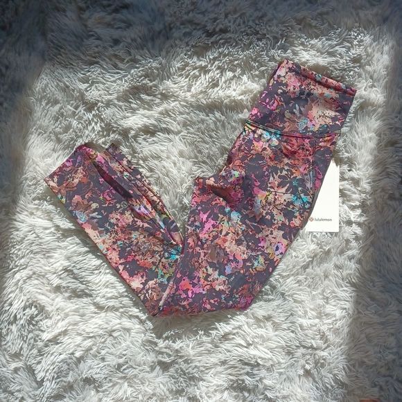 ⭐️HostPick⭐️Lululemon Leggings - Picture 5 of 6